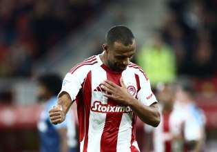 Άνοιξε το σκορ ο Ολυμπιακός με Ελ Κααμπί (1-0, vid)