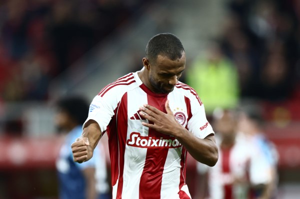 Άνοιξε το σκορ ο Ολυμπιακός με Ελ Κααμπί (1-0, vid)