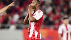 Δεύτερο δοκάρι για τον Ολυμπιακό (vid)