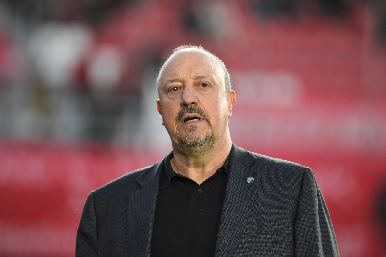 Μπενίτεθ: «Τα ντέρμπι είναι ιδιαίτερα παιχνίδια, τα πάντα μπορούν να συμβούν»