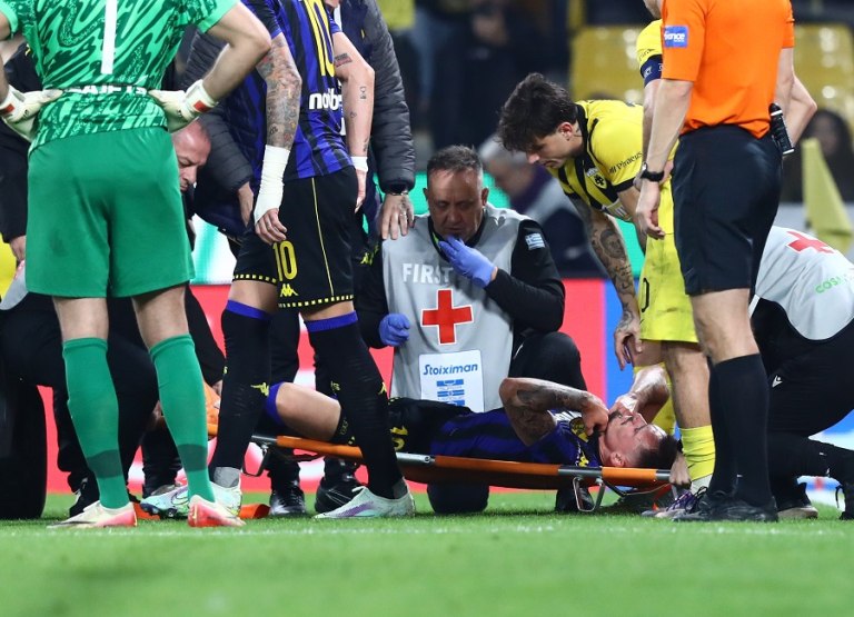 ΑΕΚ – Άρης: Σοβαρός τραυματισμός για Αλφαρέλα – Τι αναφέρει η πρώτη εκτίμηση (vid)