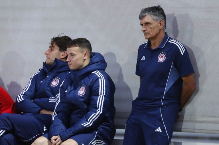 Ο Μεντιλίμπαρ και οι παίκτες του βλέπουν την Κ19 – Στον Ρέντη και ο Μαρσέλο (pics+vids)