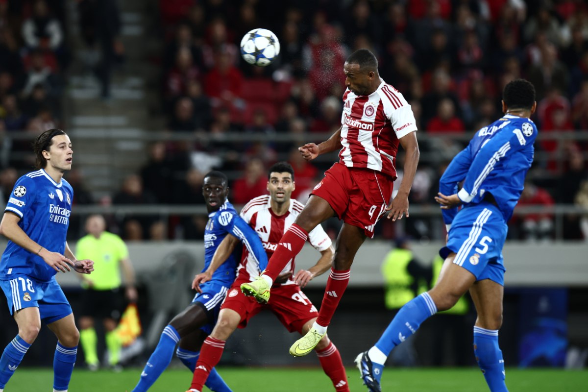 Ολυμπιακός – Ρεάλ Μαδρίτης 3-4: Περηφάνια για τον Θρύλο που κοίταξε στα μάτια τη Βασίλισσα (vids)