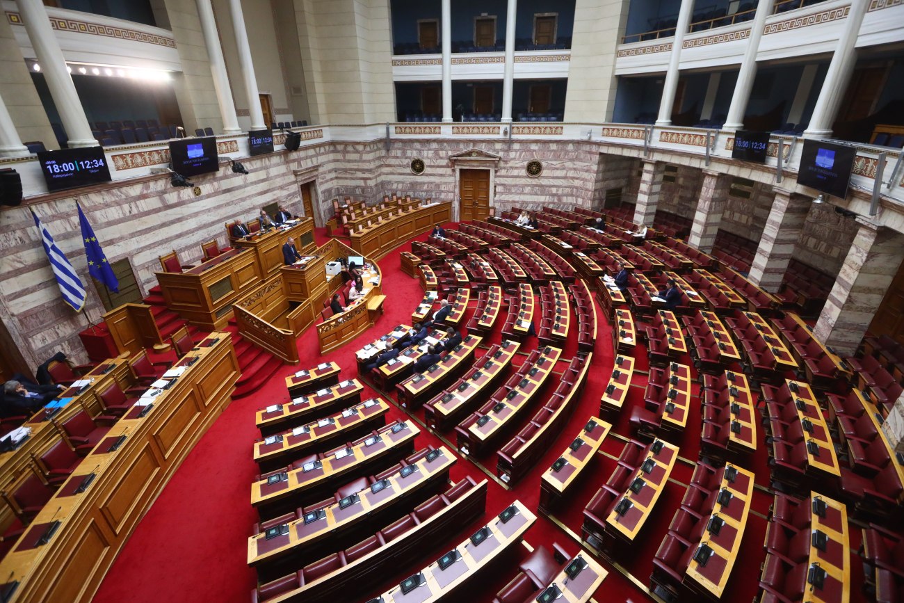 Κοινό αίτημα ΠΑΣΟΚ, ΣΥΡΙΖΑ και Νέας Αριστεράς για ενημέρωση της Βουλής σχετικά με την COP30