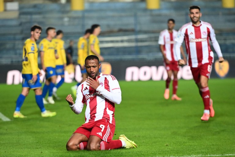 Το γκολ του Ελ Κααμπί που έκρινε το ματς για τον Ολυμπιακό στο Αγρίνιο (vid)