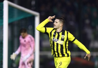 Παναθηναϊκός – ΑΕΚ 2-3: «Διπλό» η Ένωση με χατ-τρικ του Γιόβιτς