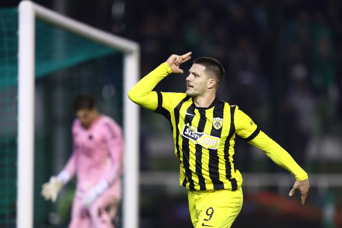 Παναθηναϊκός – ΑΕΚ 2-3: «Διπλό» η Ένωση με χατ-τρικ του Γιόβιτς