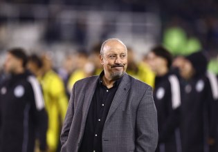 Μπενίτεθ: «Δείξαμε χαρακτήρα, αλλά τα ξεκάθαρα λάθη που κάναμε μας κόστισαν»