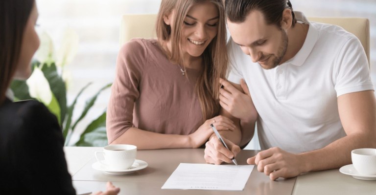 Περιουσιακά, παιδιά και πολυσυντροφικότητα – Οι γυναίκες έχουν περισσότερους λόγους από ποτέ για ένα προγαμιαίο συμβόλαιο