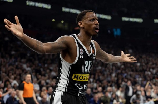 Σενάριο για Νάναλι και ΠΑΟΚ – Τι γράφουν στη Σερβία