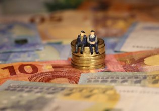 Η ΕΕ προτρέπει τις πρωτεύουσες να στρέψουν τους πολίτες στις ιδιωτικές συντάξεις – Αυξάνεται η πίεση στο ασφαλιστικό