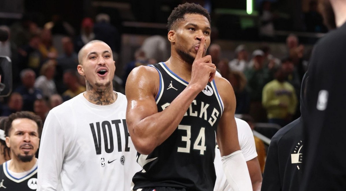 Πέισερς – Μπακς 115-117: Μεγάλο διπλό με buzzer beater του τρομερού Αντετοκούνμπο (vids)