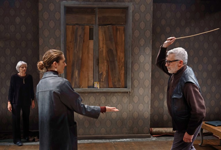 Η συγκλονιστική «Ράβδος» ολοκληρώνει τις παραστάσεις της στις 23 Νοεμβρίου