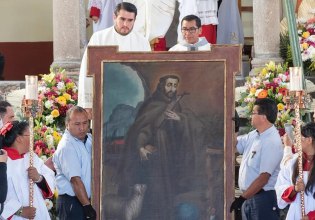 Ένας πίνακας του 18ου αιώνα που απεικονίζει τον Φραγκίσκο της Ασίζης επιστρέφει στο Μεξικό – Η ληστεία του 2001