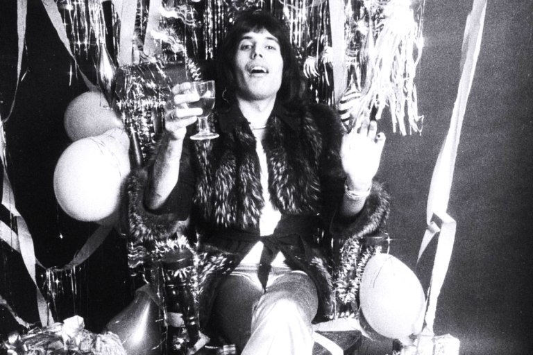 Ιστορικό λεύκωμα – Νίνα Σιμόν, Mπόουϊ, Μέρκιουρι και όλη η βασιλική οικογένεια της μουσικής στο φακό του Μπάρι Γουέντζελ