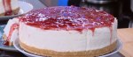 Συνταγή: Cheesecake με μαρμελάδα φράουλα
