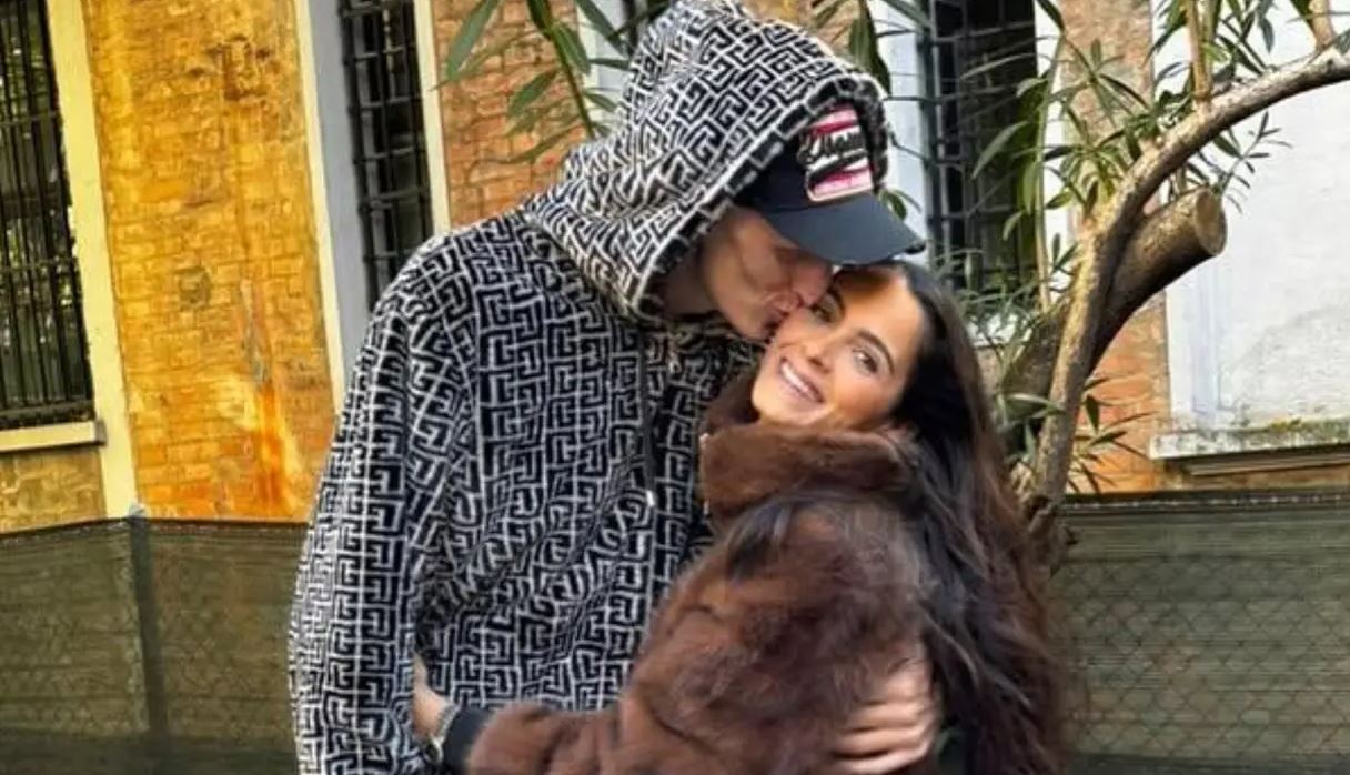 H New York Post υποδέχεται τον Μαμντάνι με Μαρξ και σφυροδρέπανο