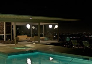 Η ιστορία του θρυλικού Stahl House που στέκει στο κενό – Το 65 ετών διάφανο σπίτι του Χόλιγουντ αναζητά νέο ιδιοκτήτη