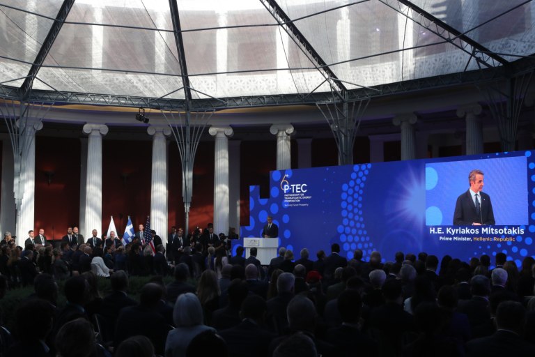 Live η δεύτερη μέρα της Συνόδου για τη Διατλαντική Ενεργειακή Συνεργασία