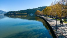 Κατά 18 εκατοστά ανέβηκε η στάθμη των υδάτων της λίμνης της Καστοριάς λόγω των βροχοπτώσεων