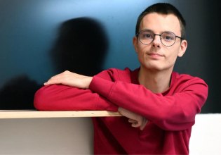 Εμιλιάν, ο 22χρονος εγκέφαλος της Ευρώπης – Με 2.5 εκατ. είναι ο μεγαλύτερος νικητής τηλεπαιχνιδιού στην ιστορία