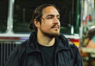 «Η χειρότερη πληγή για έναν επιζώντα είναι η ενοχή» – Ο Ντέιβιντ Φριτζ κρεμάστηκε από ένα παράθυρο του Μπατακλάν στο Παρίσι το 2015