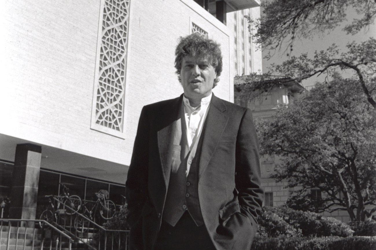 Όταν το ελληνικό θέατρο συνάντησε την εκλεπτυσμένη ειρωνεία και διανοητική πρόκληση του Τομ Στόπαρντ