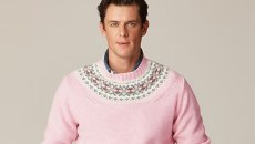 Τόση οργή για ένα ροζ πουλόβερ; Η εύθραυστη αρρενωπότητα της αμερικανικής δεξιάς