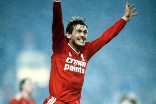 Κένι Νταλγκλίς: Ο μεγαλύτερος παίκτης της Λίβερπουλ μέσα από τα μάτια ενός σκηνοθέτη-οπαδού