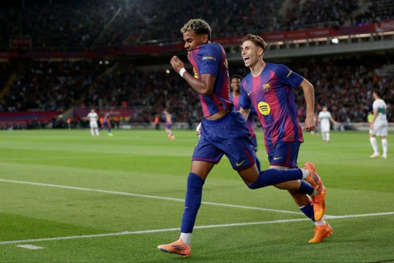 Μπαρτσελόνα – Έλτσε 3-1: Επέστρεψαν στις νίκες οι «μπλαουγκράνα»