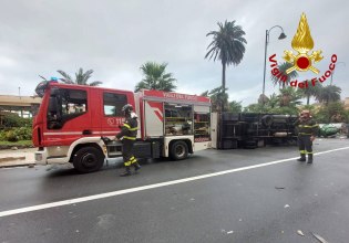 Ιταλία: Κύμα σφοδρής κακοκαιρίας πλήττει τη Γένοβα και την ευρύτερη περιοχή