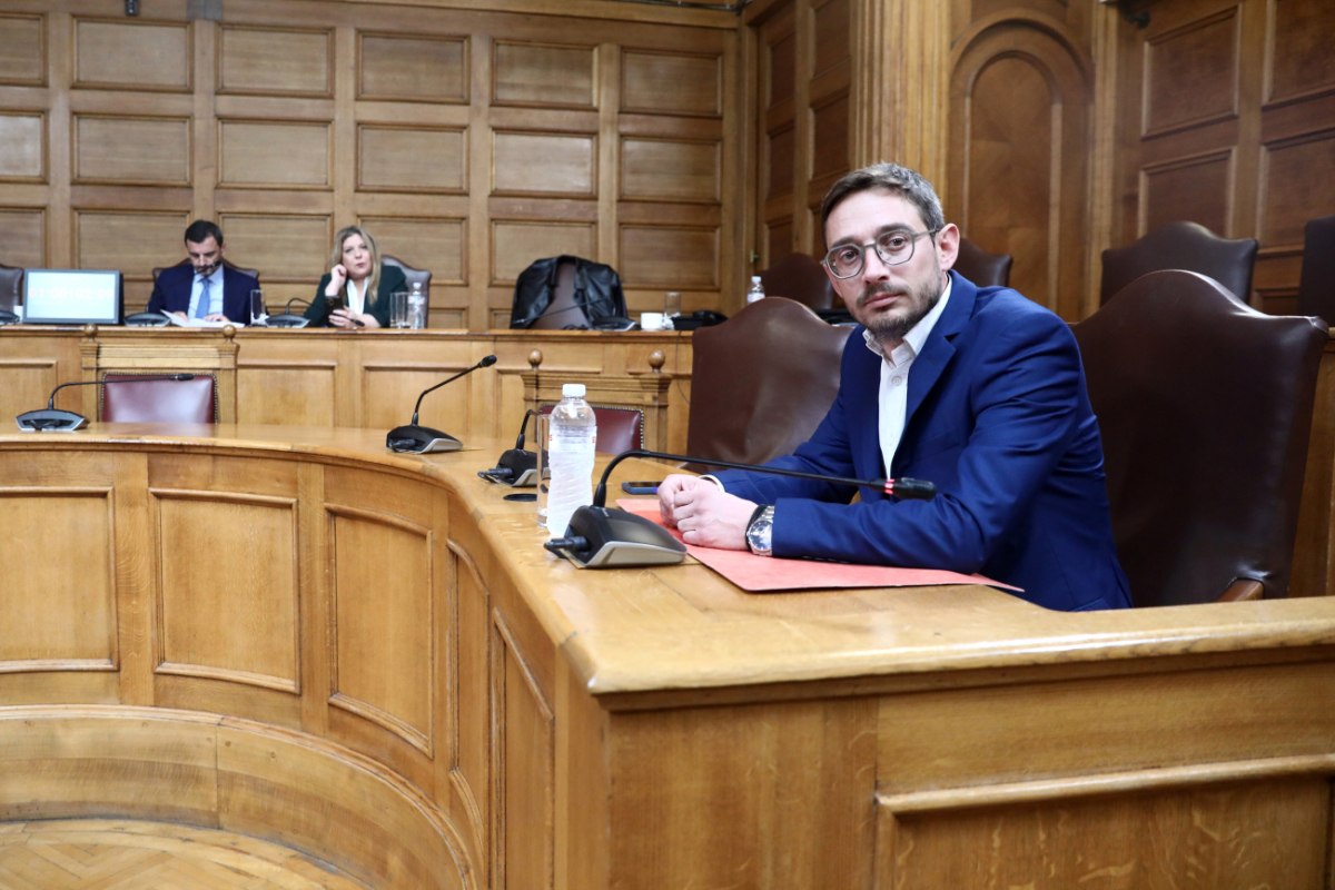 ΠΑΣΟΚ σε ΝΔ: Το παιχνίδι του συμψηφισμού δεν κόβει εισιτήρια – Ανεστάλη η κομματική ιδιότητα Αντωνόπουλου, ενώ ο Ξυλούρης παραμένει μέλος της ΝΔ