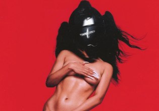 Η γλώσσα ως πολιτική δήλωση – Ο Bad Bunny, η Rosalía και η μάχη για την ταυτότητα