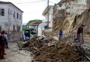 Κακοκαιρία: Εικόνες καταστροφής στη Δυτική Ελλάδα – Μετρούν τις πληγές τους οι κάτοικοι
