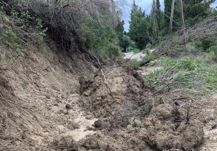 Κακοκαιρία: Εικόνες βιβλικής καταστροφής σε Κέρκυρα και Ήπειρο – Δεκάδες απεγκλωβισμοί και αποκλεισμένα χωριά