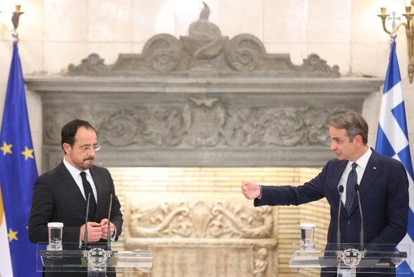 Ελλάδα – Κύπρος προσπαθούν να επανεκτιμήσουν το καλώδιο και να ισορροπήσουν τις σχέσεις τους