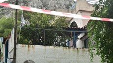 Σαλαμίνα: Η 75χρονη ξεψύχησε λέγοντας το «πάτερ ημών» – Αποκαλούσε τη δολοφόνο της «αγόρι μου»