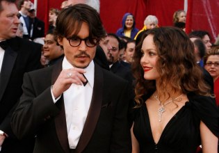 Ο Τζόνι Ντεπ αναπολεί τα χρόνια που έζησε με τη Βανέσα Παραντί – Ήταν ευτυχία