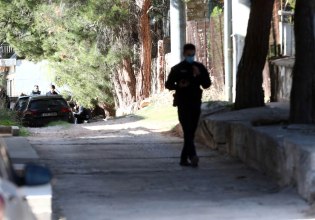 Νέα Πέραμος: Οι τραγικές συνθήκες διαβίωσης, οι καταχρήσεις και η βία που οδήγησαν στο φονικό