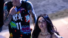 Μέγκαν Φοξ και MGK ξανά μαζί; – Η οικογενειακή βόλτα, οι φήμες και η «ταμπέλα» που λείπει