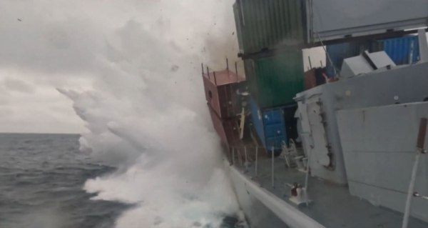 Υποβρύχιο του ΝΑΤΟ βύθισε φρεγάτα στα νορβηγικά ύδατα της Αρκτικής