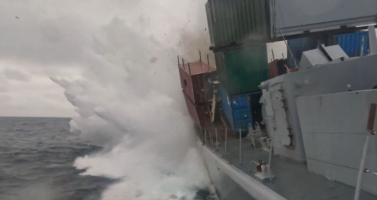 Υποβρύχιο του ΝΑΤΟ βύθισε φρεγάτα στα νορβηγικά ύδατα της Αρκτικής