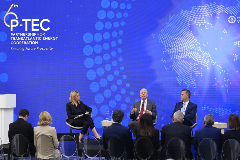 Live η Σύνοδος για τη Διατλαντική Ενεργειακή Συνεργασία – Ποιοι συμμετέχουν
