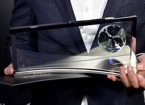 FIFA: Τα 11 υποψήφια γκολ για το βραβείο Πούσκας – Το ένα καλύτερο από το άλλο (vid)