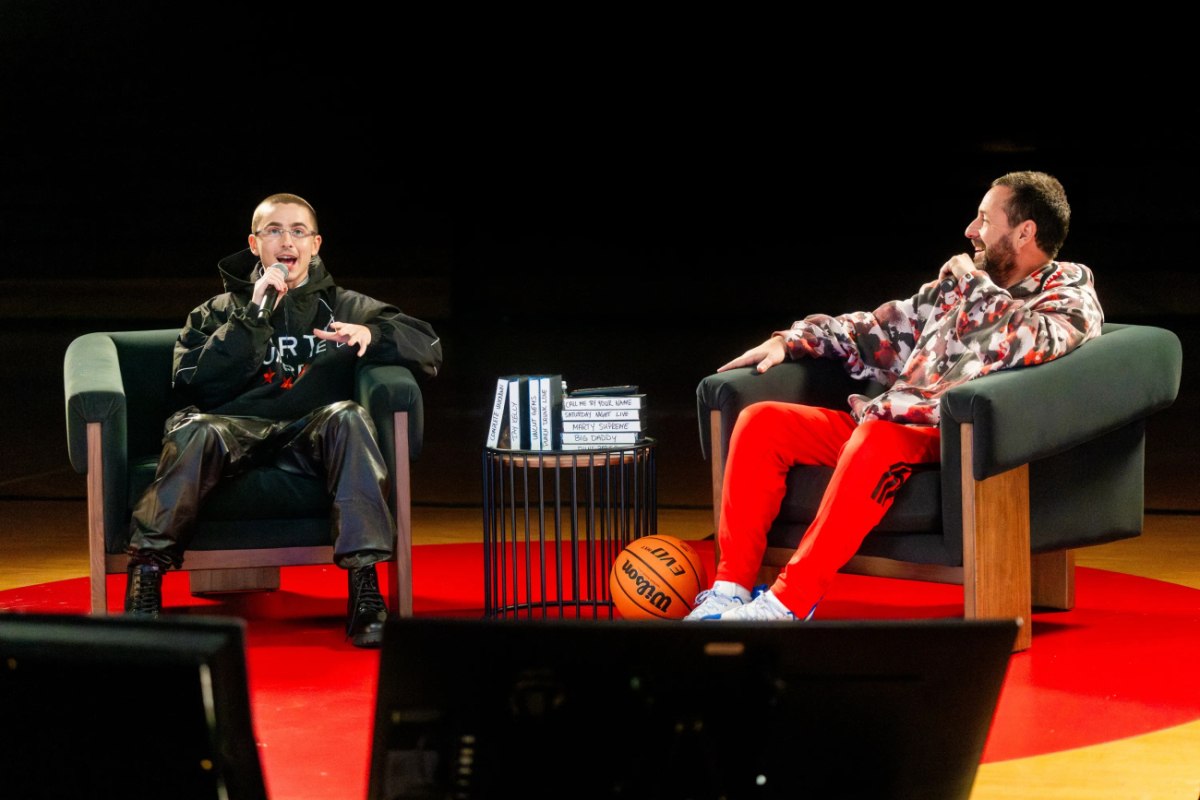 Ο Τιμοτέ Σαλαμέ θεωρεί τον Άνταμ Σάντλερ «έναν από τους καλύτερους ηθοποιούς όλων των εποχών»