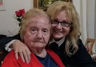 Δύσκολες ώρες για την Αγγελική Νικολούλη – Έφυγε από τη ζωή η μητέρα της