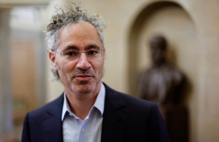 Άλεξ Καρπ: Είναι αυτός ο πιο επικίνδυνος CEO της εποχής μας;