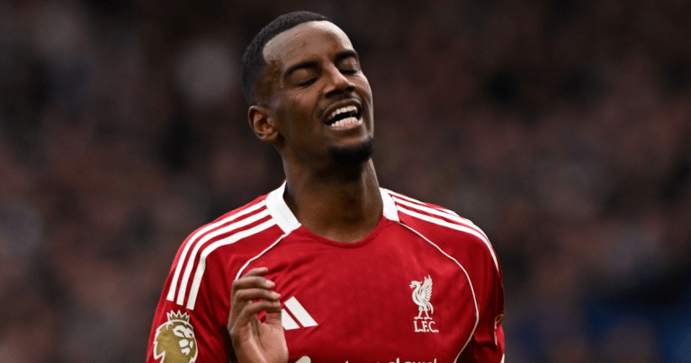 Ο Ίσακ αγόρασε σκύλο φύλακα με 30.000 λίρες μετά από απειλές για τη ζωή του!