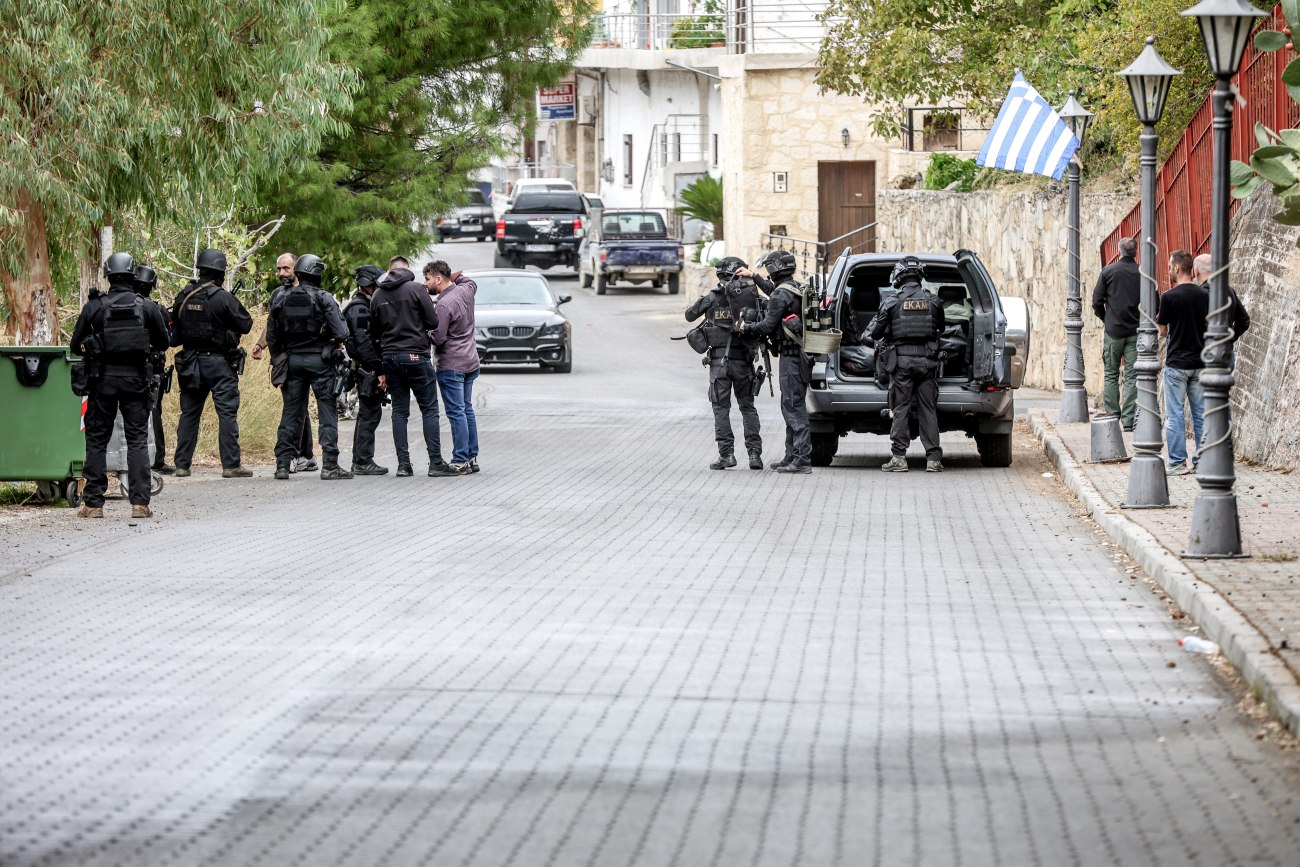 Μακελειό στα Βορίζια Ηρακλείου: Νεκροί και τραυματίες από πυροβολισμούς – Αντίποινα για τη βόμβα σε σπίτι