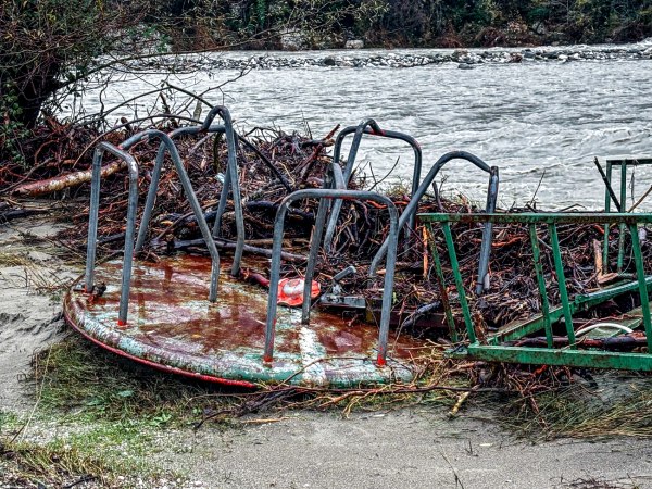 Κακοκαιρία Adel: Καταστροφές στη Δυτική Ελλάδα – Με 40mm βροχής πλημμύρησε η Αθήνα – Πότε υποχωρούν τα φαινόμενα